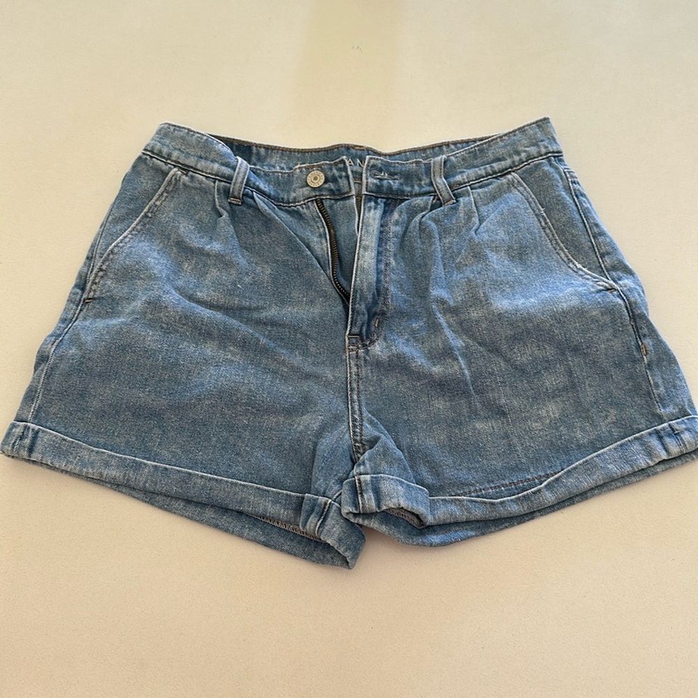 American Eagle Mom shorts